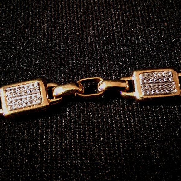 Earring Set Teardrop Filigree Gold-Toned and Two Gold-Toned Bracelets - Picture 4 of 12